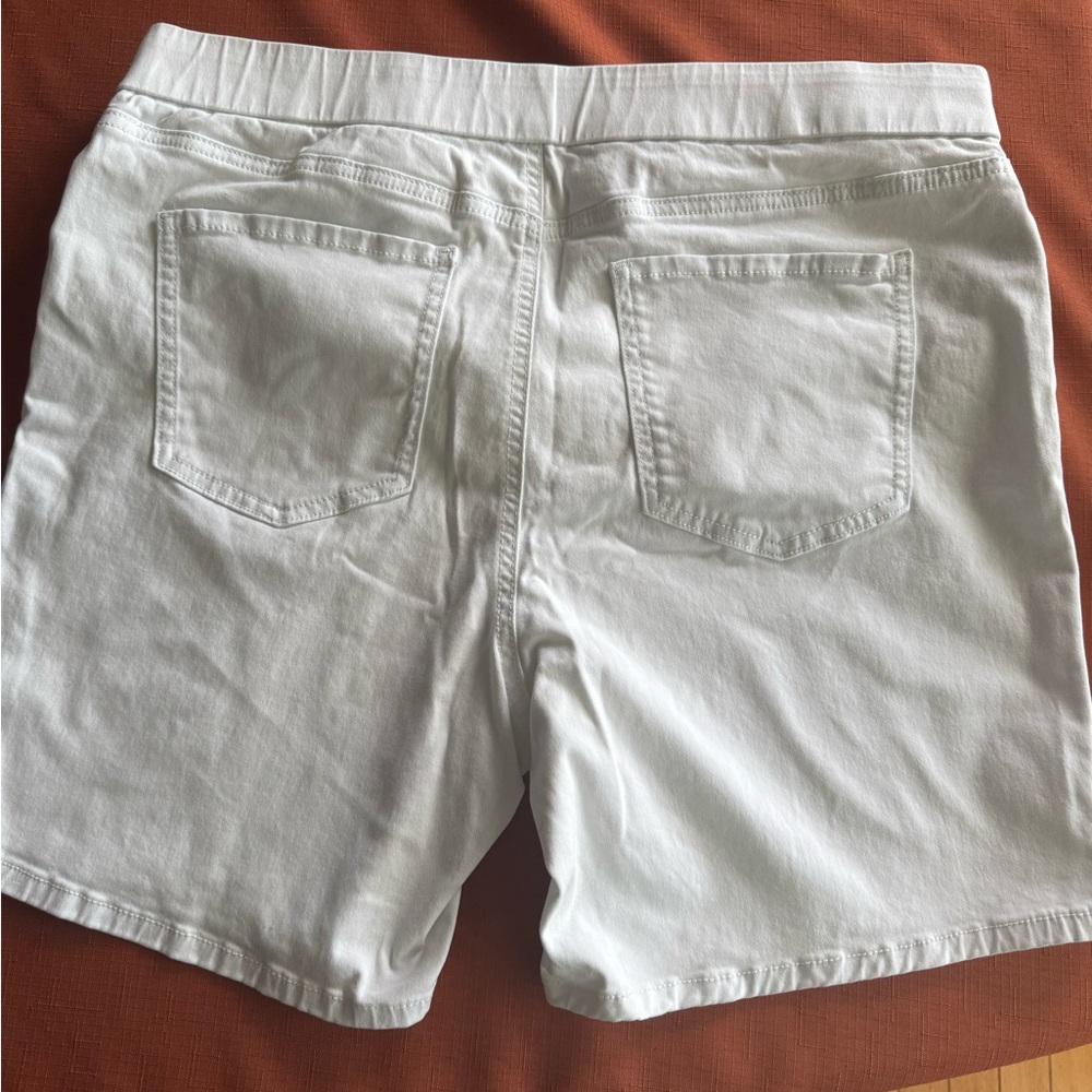 Kim Rogers Classic White Shorts